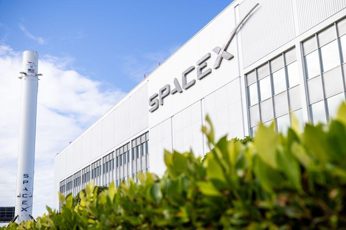 SpaceX 获 41.6 亿美元美军卫星导弹追踪合同