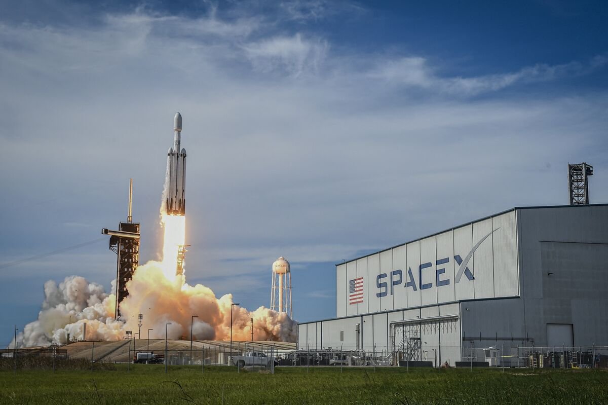 SpaceX 轨道数据中心计划可能严重依赖中国供应链