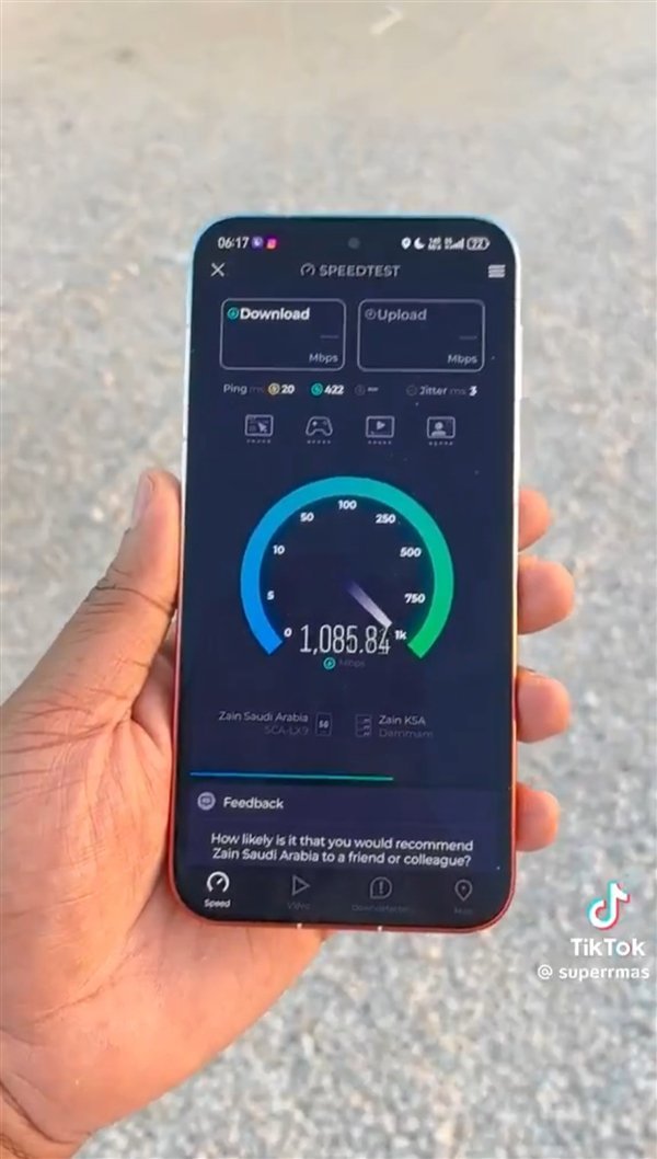 📱 华为 5G 旗舰重返海外,新机实测峰值速率突破 1100 Mbps