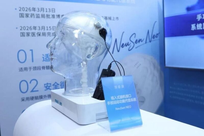 高位截瘫患者借 NEO 重新握笔-xn--mkro2sf1o.com