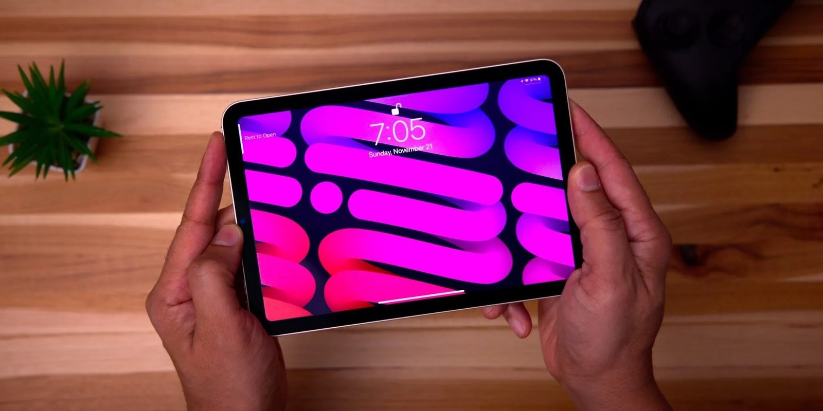 新 iPad mini 首次用 OLED 屏 或涨至 799 美元